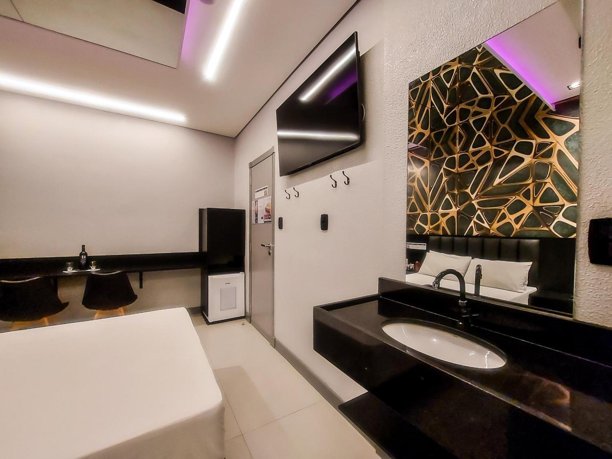 Unico Motel Faria Lima 圣保罗 外观 照片
